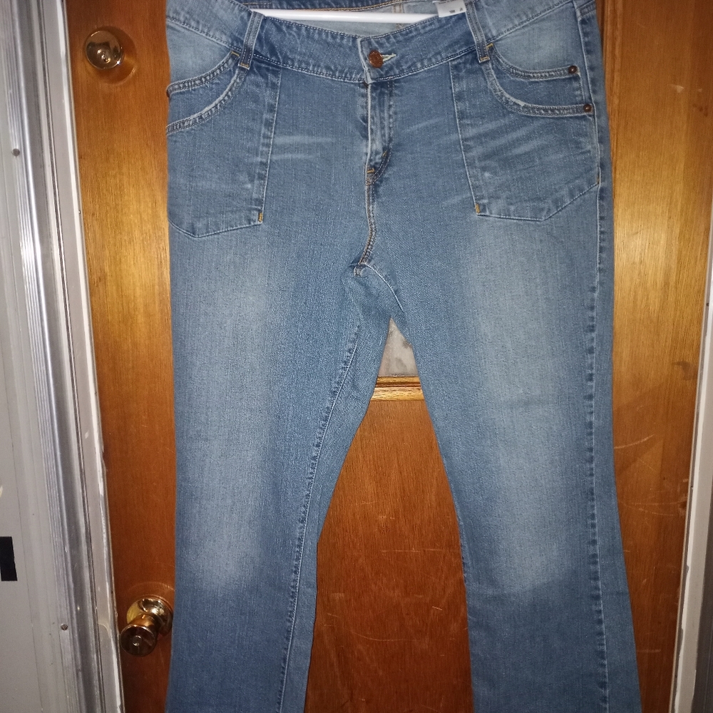 Levi 504 Slouch Flare jeans